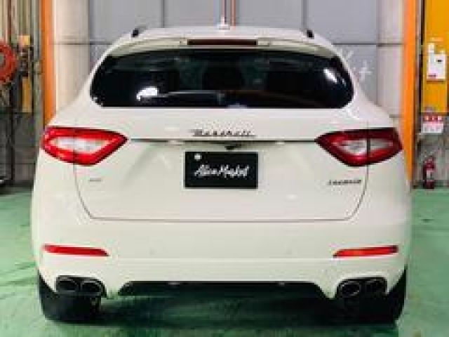 MASERATI LEVANTE 2018 Image 31