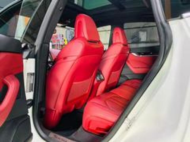 MASERATI LEVANTE 2018 Image 31