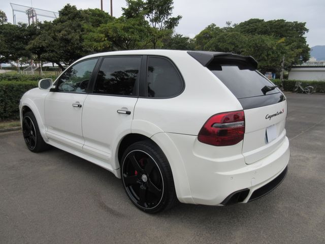 PORSCHE CAYENNE 2009 Image 31