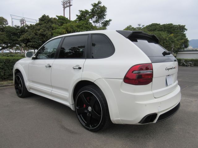 PORSCHE CAYENNE 2009 Image 31