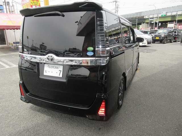 TOYOTA VOXY 2019 Image 31