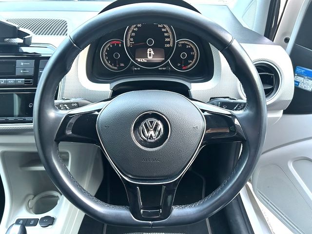VOLKSWAGEN UP! 2018 Image 31