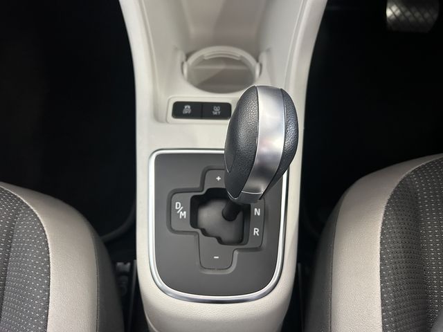 VOLKSWAGEN UP! 2018 Image 31