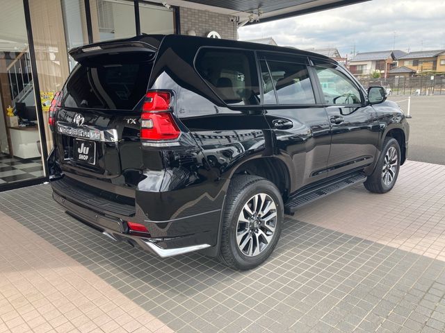 TOYOTA LANDCRUISER PRADO 2022 Image 31
