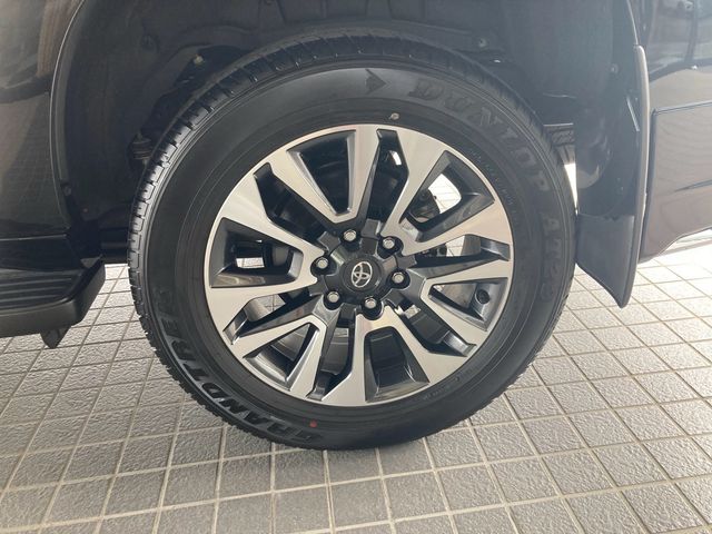 TOYOTA LANDCRUISER PRADO 2022 Image 31