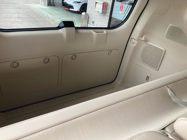 TOYOTA LANDCRUISER PRADO 2022 Image 31