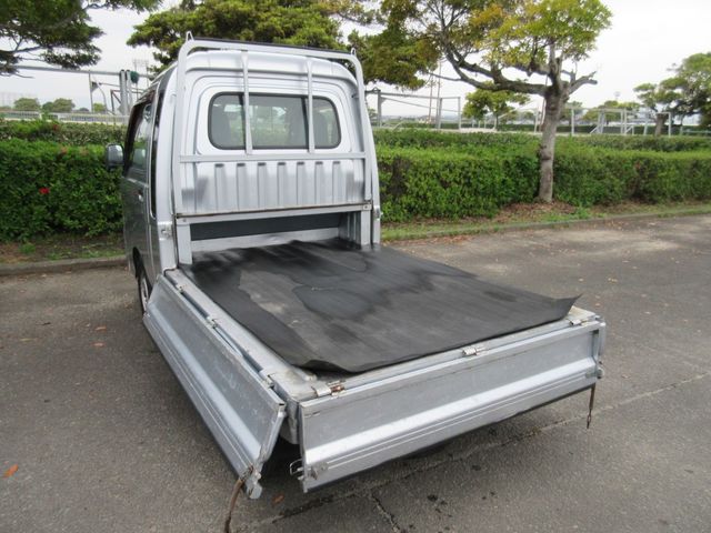 DAIHATSU HIJET TRUCK 4WD 2012 Image 31