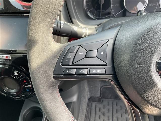 NISSAN NOTE 2018 Image 31