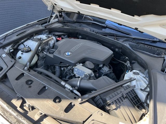 BMW 5SERIES TOURING 2008 Image 31