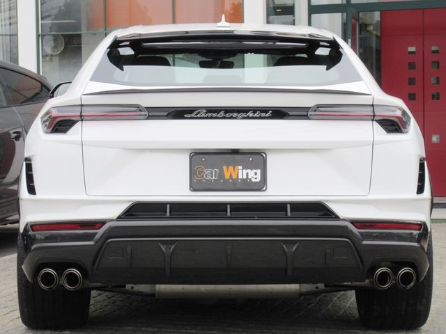 LAMBORGHINI URUS 2024 Image 31