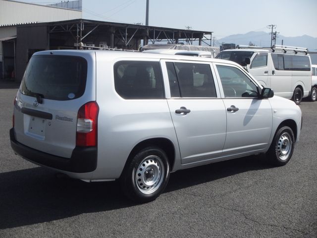 TOYOTA PROBOX VAN 4WD 2017 Image 31