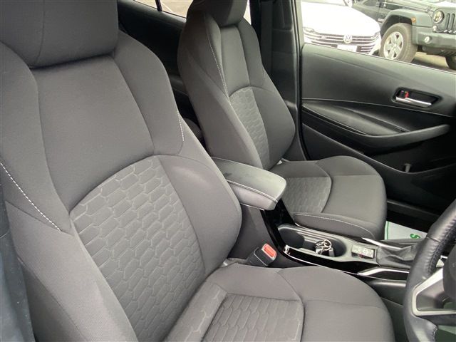 TOYOTA COROLLA SPORT 4WD 2019 Image 31