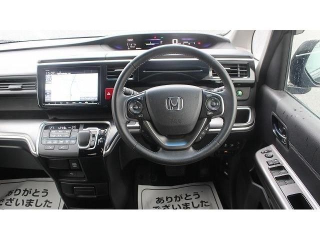 HONDA STEPWAGON E:HEV SPAD 2018 Image 31