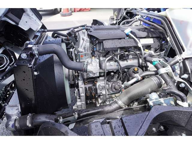 MITSUBISHI CANTER 2024 Image 31