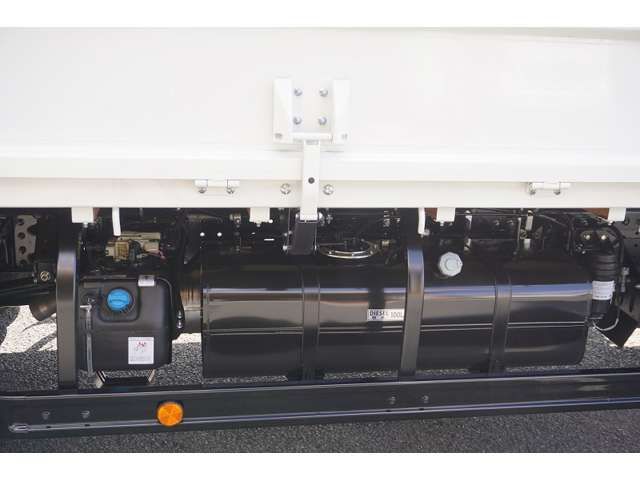 MITSUBISHI CANTER 2024 Image 31