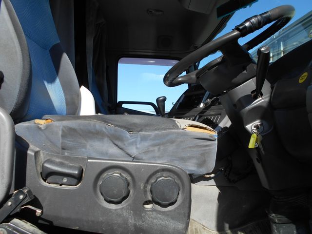 NISSAN DIESEL QUON 2008 Image 31