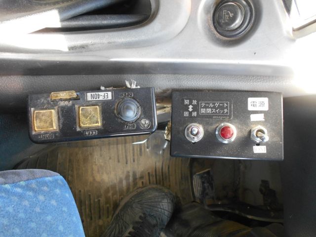 NISSAN DIESEL QUON 2008 Image 31
