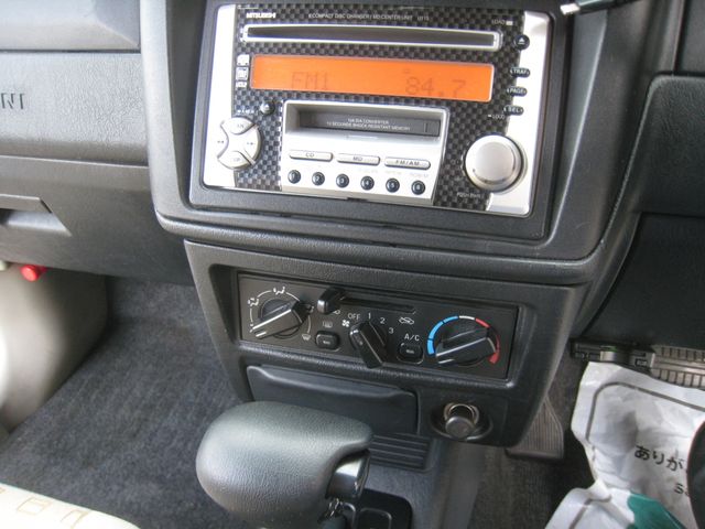 MITSUBISHI PAJERO MINI 4WD 2003 Image 31