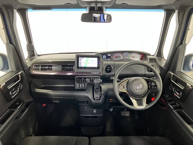 HONDA N BOX CUSTOM 2019 Image 31