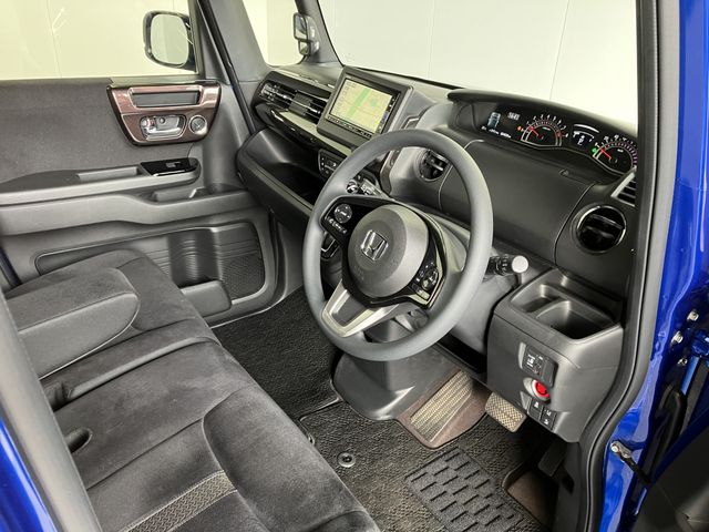 HONDA N BOX CUSTOM 2019 Image 31