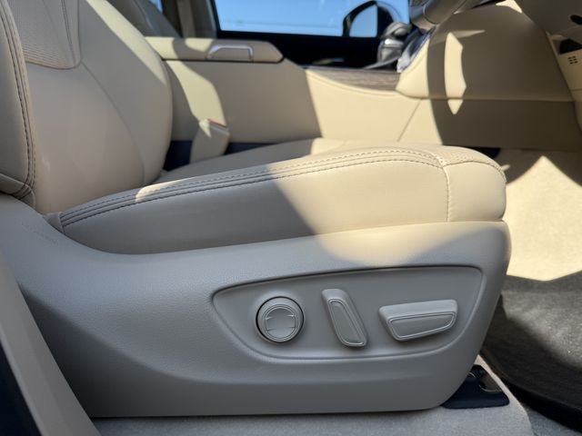 TOYOTA LANDCRUISER WAGON 2023 Image 31