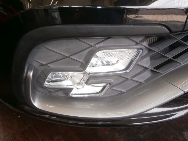 RENAULT LUTECIA 2019 Image 31