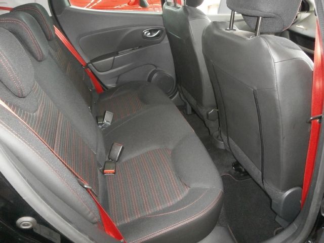 RENAULT LUTECIA 2019 Image 31