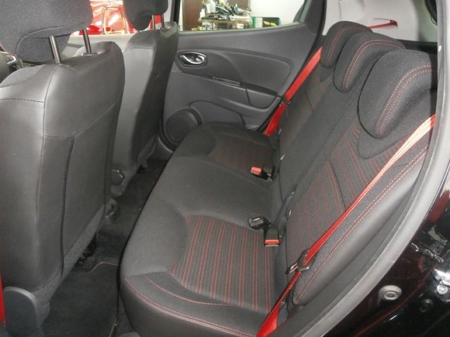 RENAULT LUTECIA 2019 Image 31