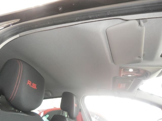 RENAULT LUTECIA 2019 Image 31