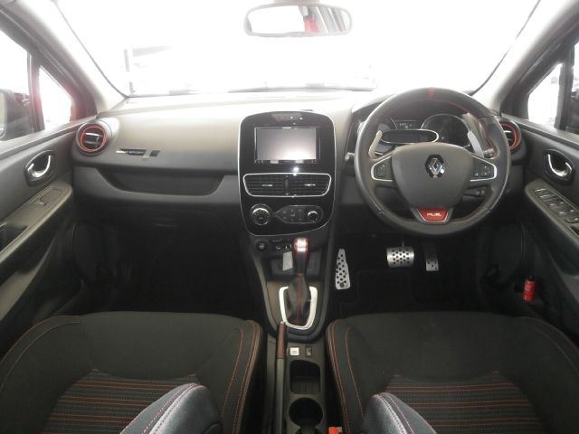 RENAULT LUTECIA 2019 Image 31