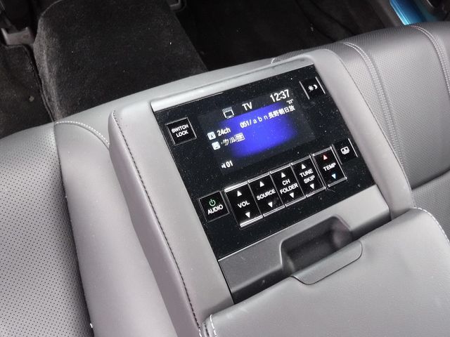 HONDA LEGEND HYBRID 2018 Image 31