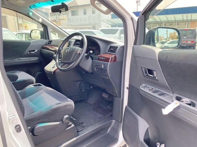 TOYOTA VELLFIRE 2012 Image 31