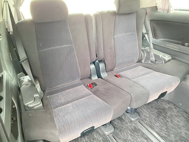 TOYOTA VELLFIRE 2012 Image 31