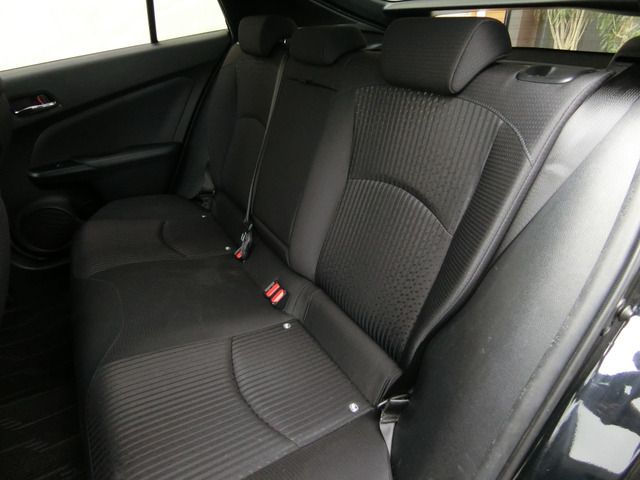 TOYOTA PRIUS 2016 Image 31