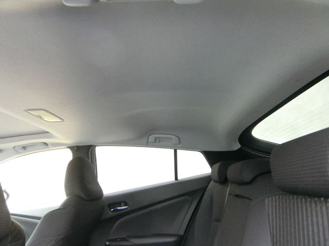 TOYOTA PRIUS 2016 Image 31