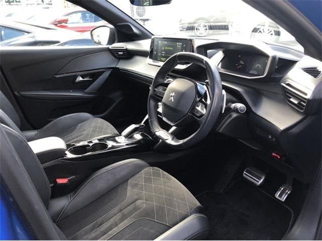 PEUGEOT 208 2021 Image 31