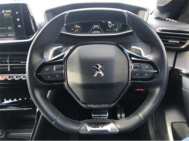 PEUGEOT 208 2021 Image 31