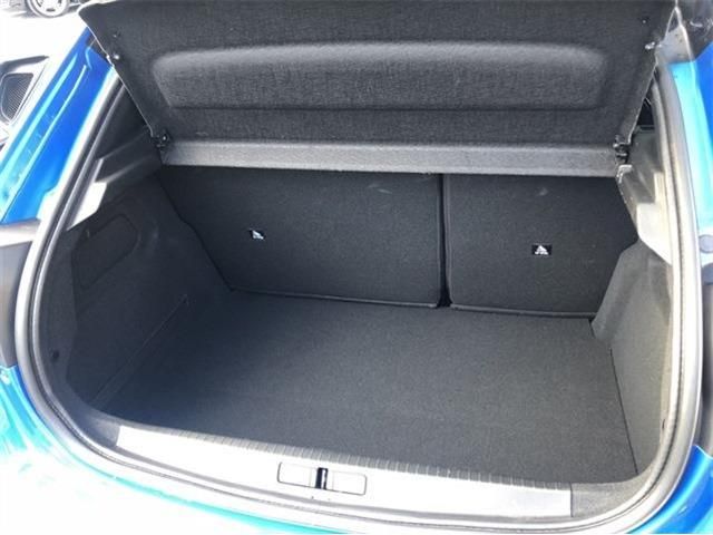 PEUGEOT 208 2021 Image 31