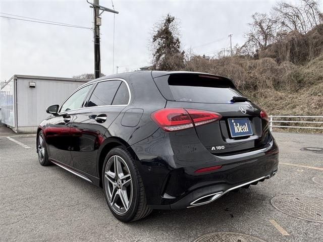 MERCEDES BENZ A CLAS 2018 Image 31