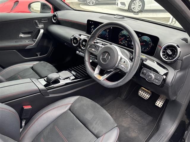 MERCEDES BENZ A CLAS 2018 Image 31