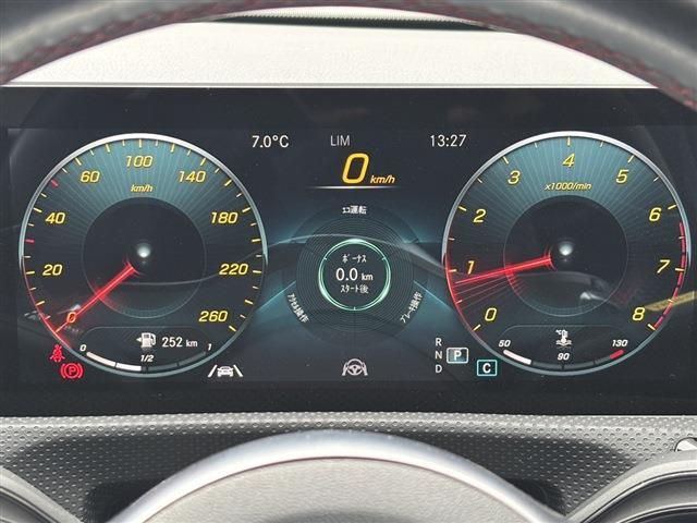 MERCEDES BENZ A CLAS 2018 Image 31