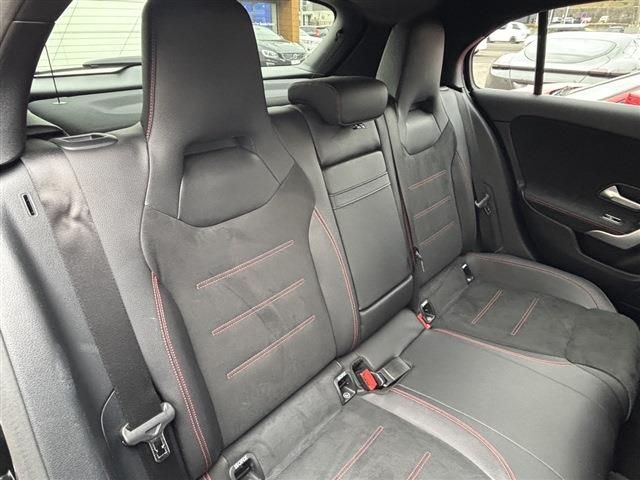 MERCEDES BENZ A CLAS 2018 Image 31