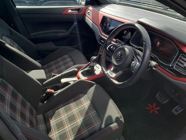 VOLKSWAGEN POLO GTI 2018 Image 31