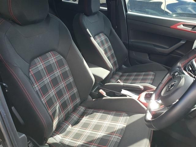 VOLKSWAGEN POLO GTI 2018 Image 31
