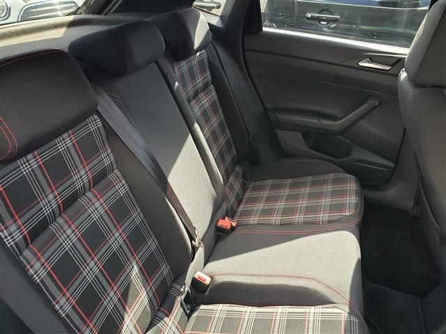 VOLKSWAGEN POLO GTI 2018 Image 31