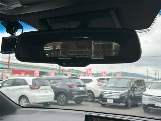 TOYOTA LEXUS NX300H 2019 Image 31