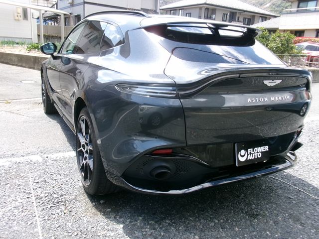 ASTON MARTIN SUV 2021 Image 31