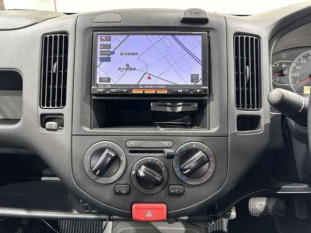 NISSAN AD 2014 Image 31