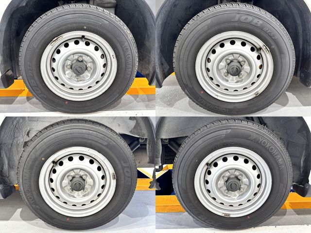 NISSAN AD 2014 Image 31