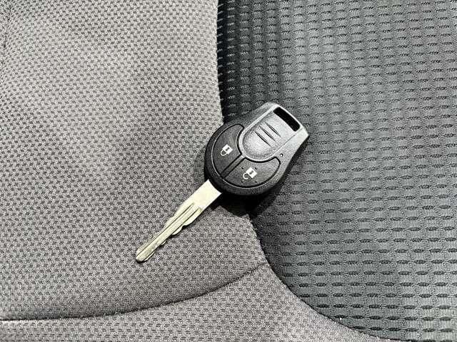 NISSAN AD 2014 Image 31